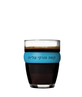 כוס קפה טורקי עם חבק חיל התותחנים
